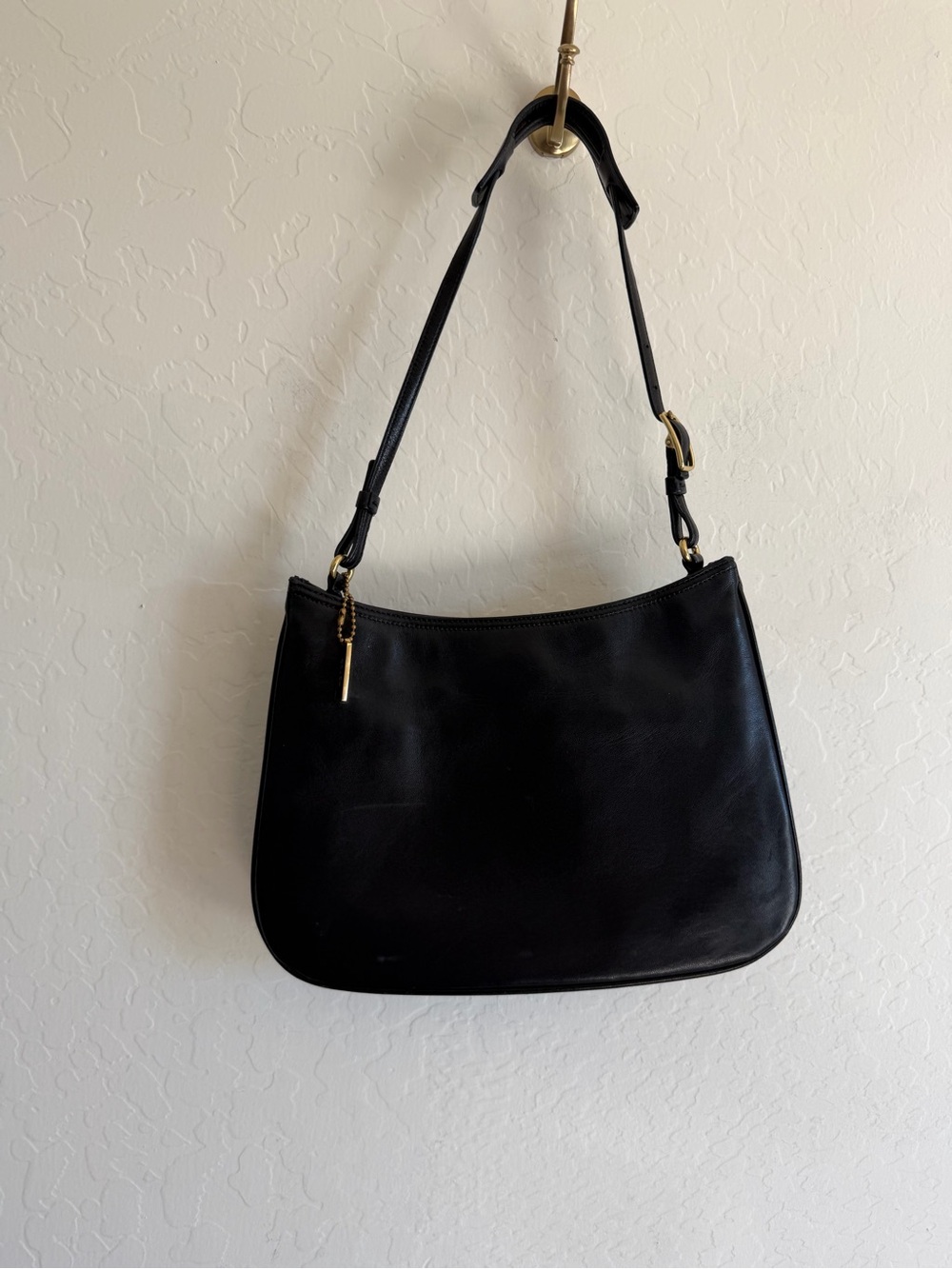 Vintage Coach Black Leather Hobo Shoulder Bag Purse Minimalist Evening Bag